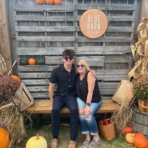 Meet your Posher, Lori